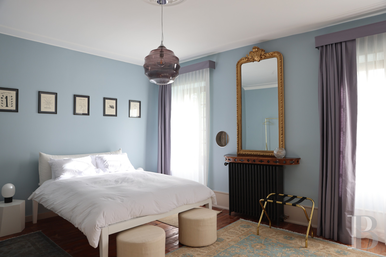 Dans l’Ain, à proximité de Genève, une maison du 17e siècle traversée par un souffle contemporain - photo  n°8